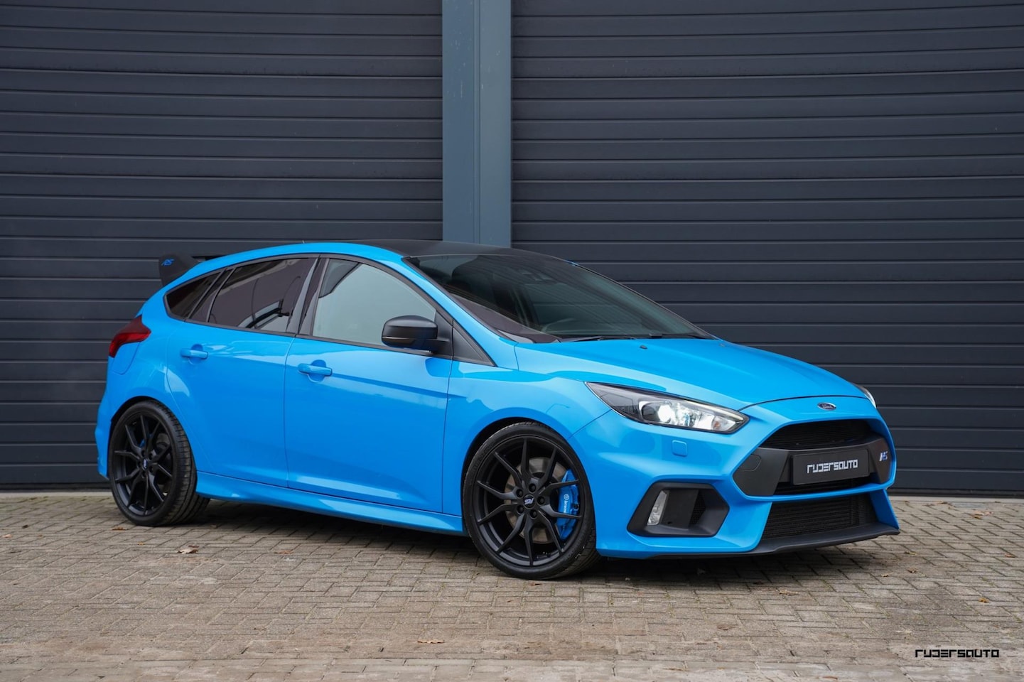 Ford Focus - 2.3 RS LSD Blue & Black | Stuurverwarming | Sony | Camera | Carplay | 1e eigenaar - AutoWereld.nl