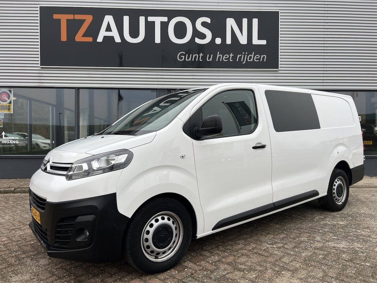 Citroën Jumpy - 2.0 BlueHDI 145 XL Club DC 2.0 BlueHDI 145 XL Club DC 6 pers. - AutoWereld.nl