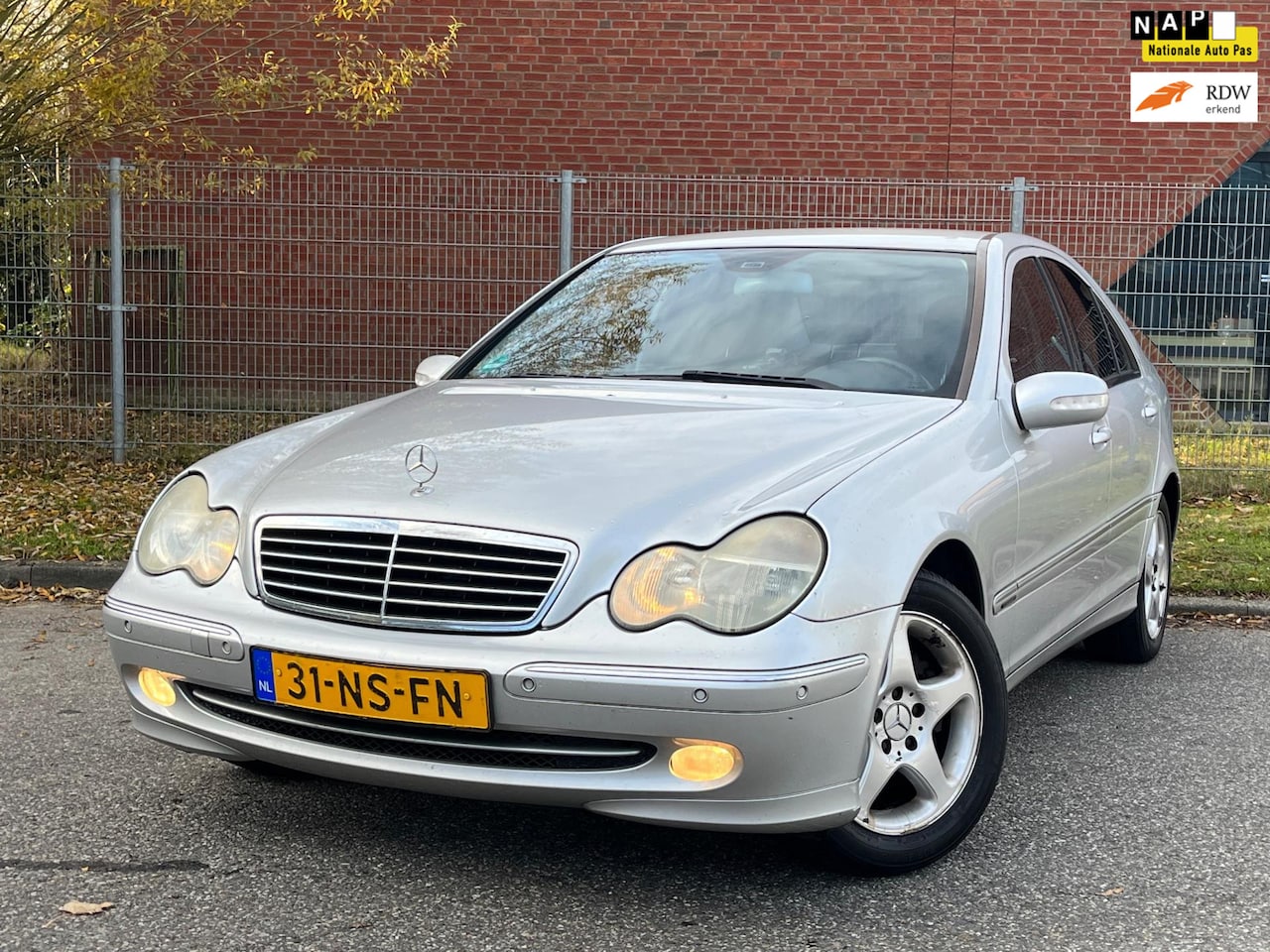 Mercedes-Benz C-klasse - 240 Avantgarde V6 Dealer onderhouden! NWE APK - AutoWereld.nl