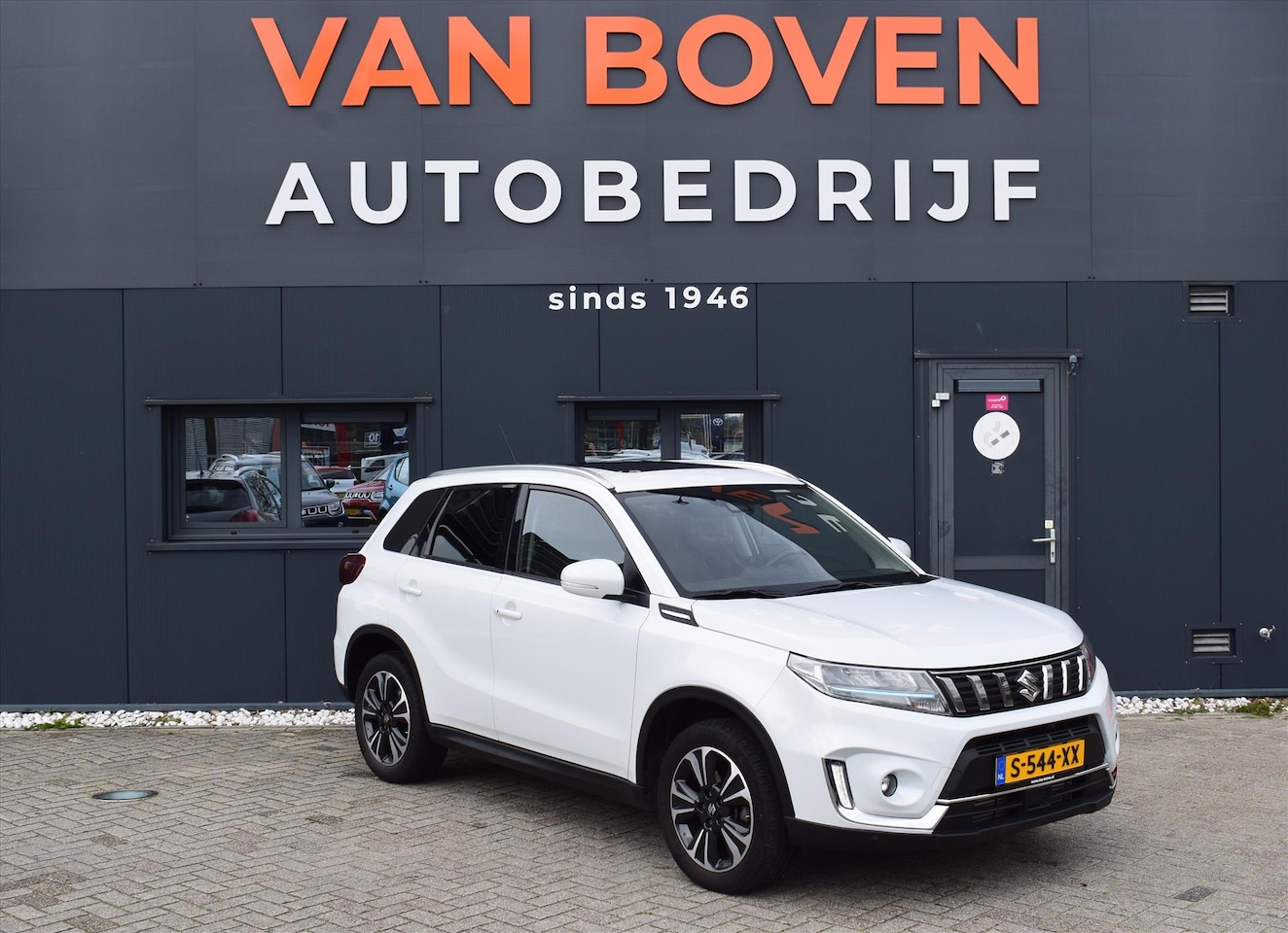 Suzuki Vitara - 1.4 Boosterjet 129pk Smart Hybrid Aut Style - AutoWereld.nl