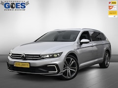 Volkswagen Passat Variant - GTE/elec stoelen/stoelvrw v+a/stuurvrw