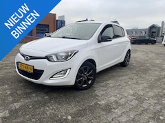 Hyundai i20 - 1.2i , Aico, Cruisec., Bovag garantie 12 maanden