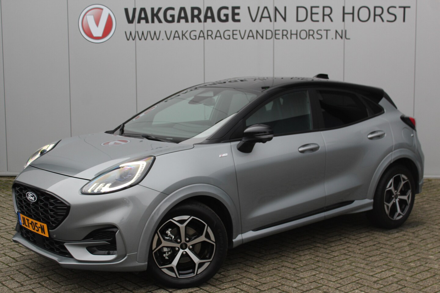 Ford Puma - 1.0-125pk EcoBoost Mild-Hybrid ST-Line, two-tone. Alwéér een prachtige hoogzitter met slec - AutoWereld.nl
