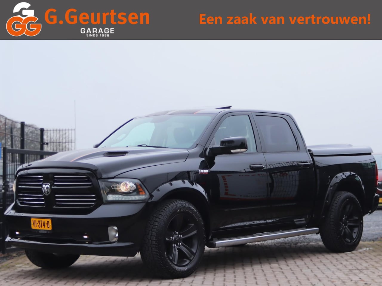 Dodge Ram 1500 - 5.7 V8 Quad Cab 6'4 Cruise Control, Stoel/Stuurverwarming, Bluetooth - AutoWereld.nl