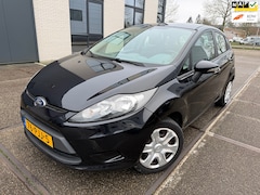 Ford Fiesta - 1.25 Limited / nap / apk / 5drs / airco / 5drs / boekjes / twee sleutels / zeer nette auto