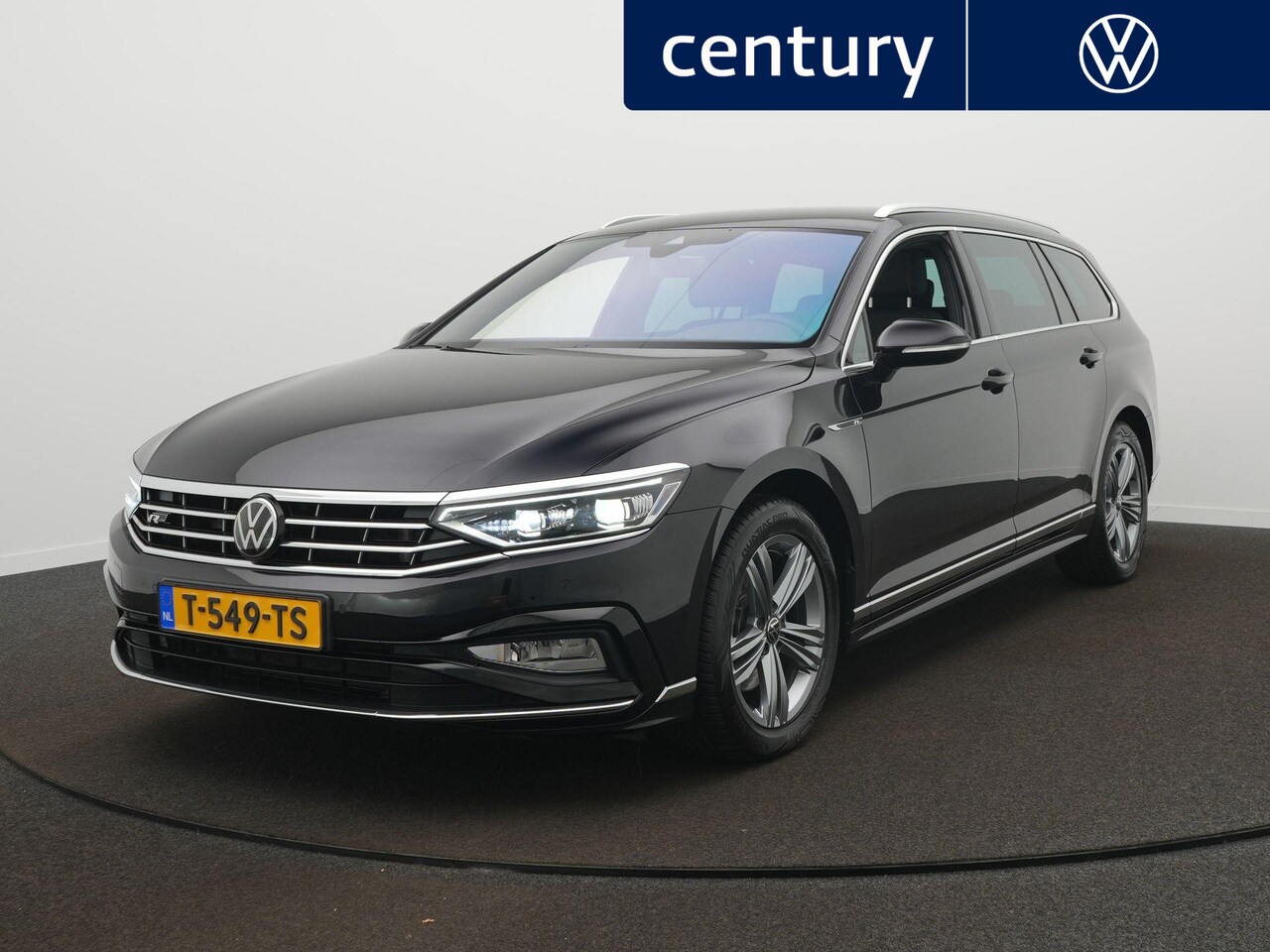 Volkswagen Passat Variant - 1.5 TSI R-Line Business ACC - Navi - Camera - Stoelverwarming - AutoWereld.nl