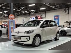Volkswagen Up! - 1.0 Cup up 112DKM Navi Clima