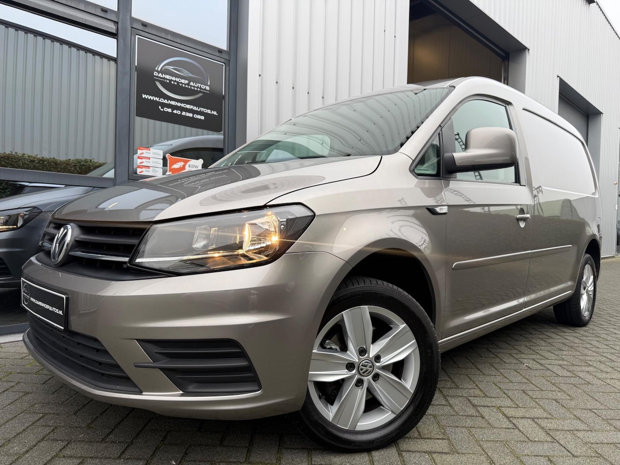 Volkswagen Caddy Maxi - 1.4 TSI benzine bpm btw vrij - AutoWereld.nl