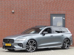 Volvo V60 - 2.0 B4 R-Design Panoramadak/Keyless/Camera/LED