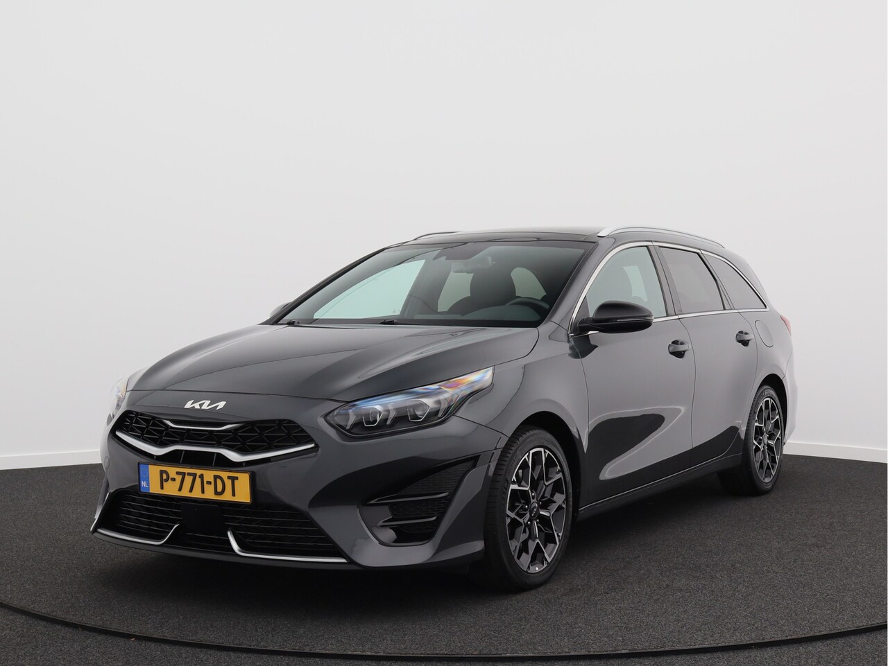 Kia Cee'd Sportswagon - Ceed 1.5 T-GDi GT-Line/ schuifdak/ trekhaak! - AutoWereld.nl