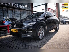 Volkswagen T-Roc - 1.5 TSI 150pk R-line Sport Business | automaat| Navigatie | Adaptieve cruise control | Cam
