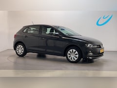Volkswagen Polo - 1.0 TSI Comfortline Business Climate Control Parkeersensoren Navigatie DAB+ App-Connect