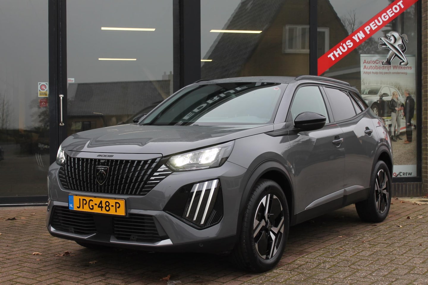 Peugeot 2008 - 1.2 PureTech 130 Allure Navi/Lmv/Camera! - AutoWereld.nl
