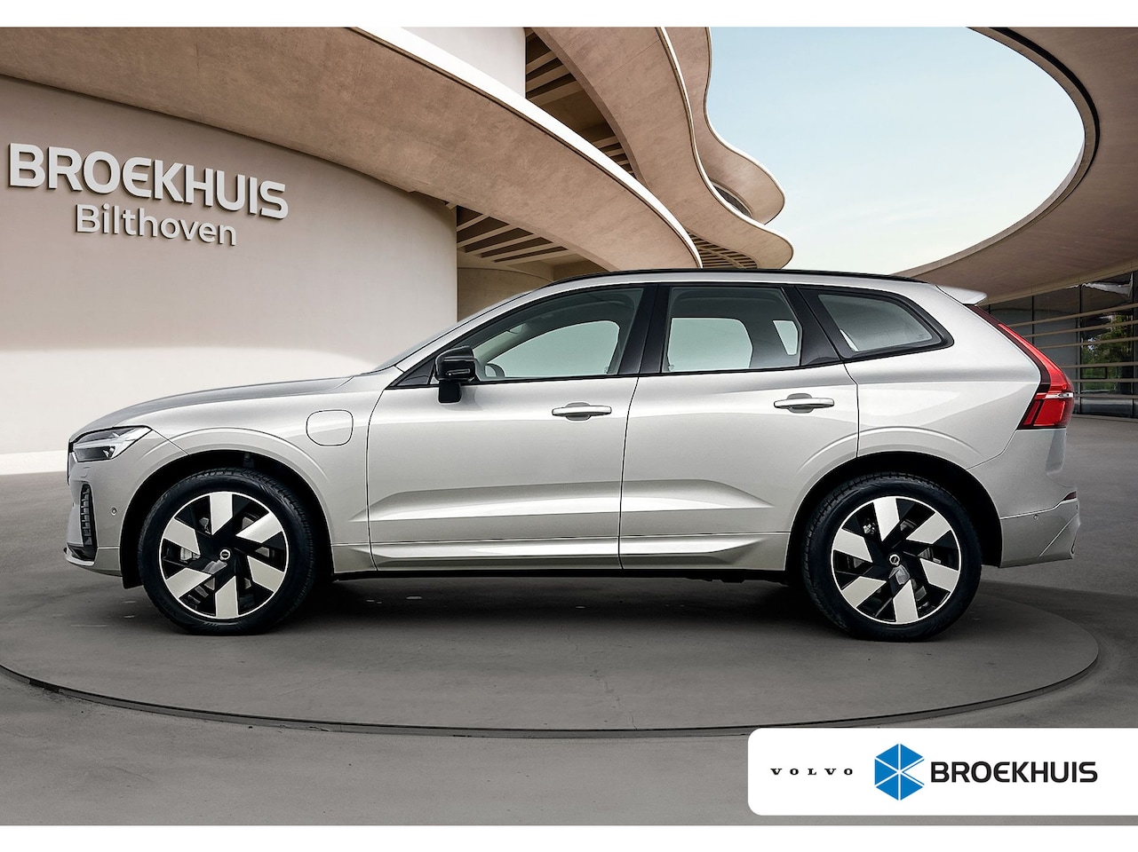 Volvo XC60 - 2.0 T6 Plug-in hybrid AWD Ultra Dark | Trekhaak | PDC + 360 Camera | BLIS | Elektrische ac - AutoWereld.nl