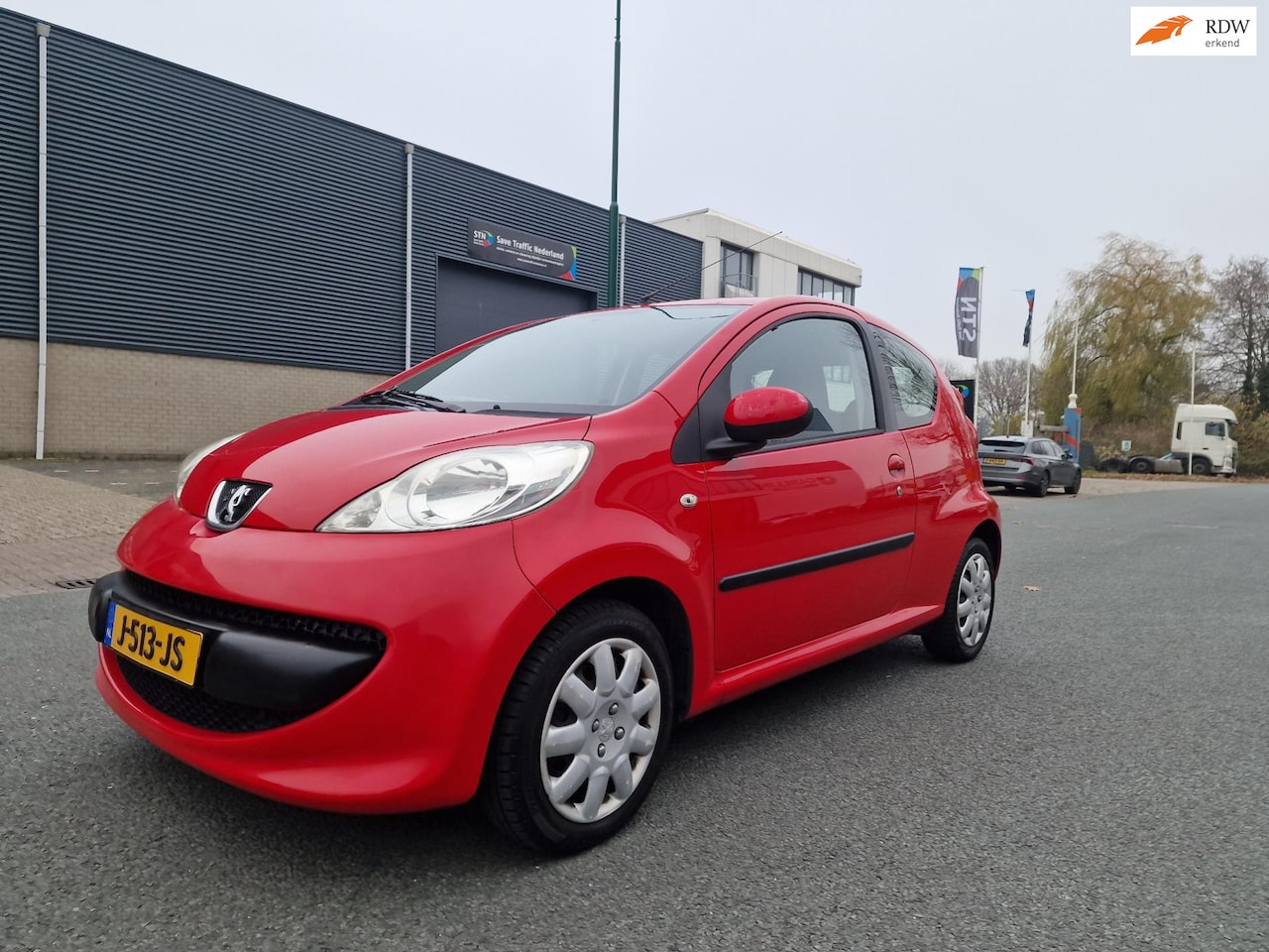 Peugeot 107 - 1.0-12V XS AIRCO NIEUW APK 2 X SLEUTELS - AutoWereld.nl