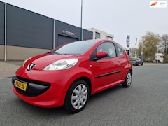 Peugeot 107 - 1.0-12V XS AUTOMAAT AIRCO NIEUW APK 2 X SLEUTELS