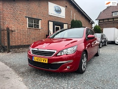 Peugeot 308 - 1.2 PureTech Allure ( Navigatie + Cruise controle + Climate controle )