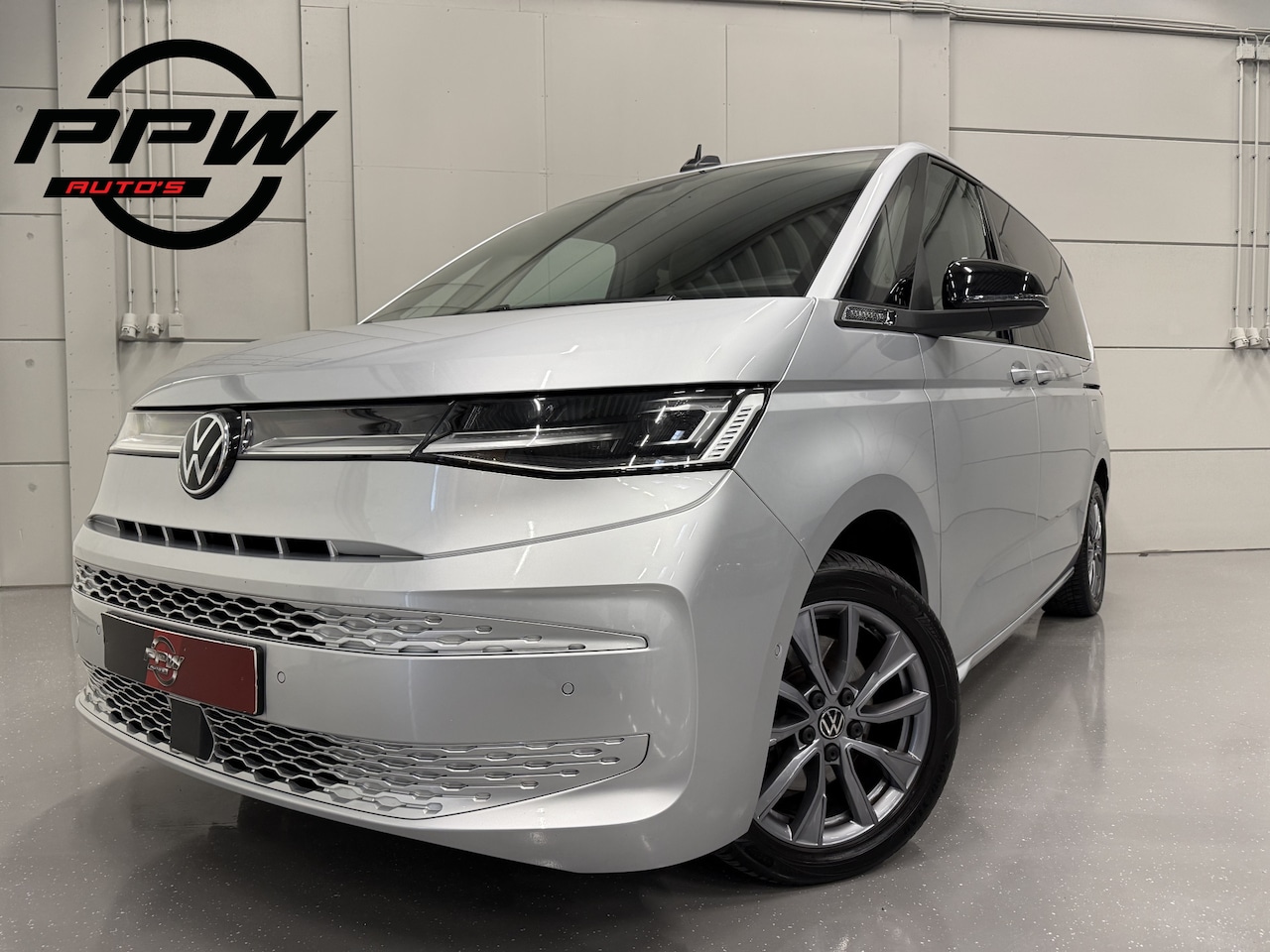 Volkswagen Multivan - 1.4 eHybrid Energetic 7p. PANO/IQ-LIGHT/CAMERA/SFEER/ACC/KEYLESS/NAVI/CARPLAY/EL.A.KLEP/18 - AutoWereld.nl