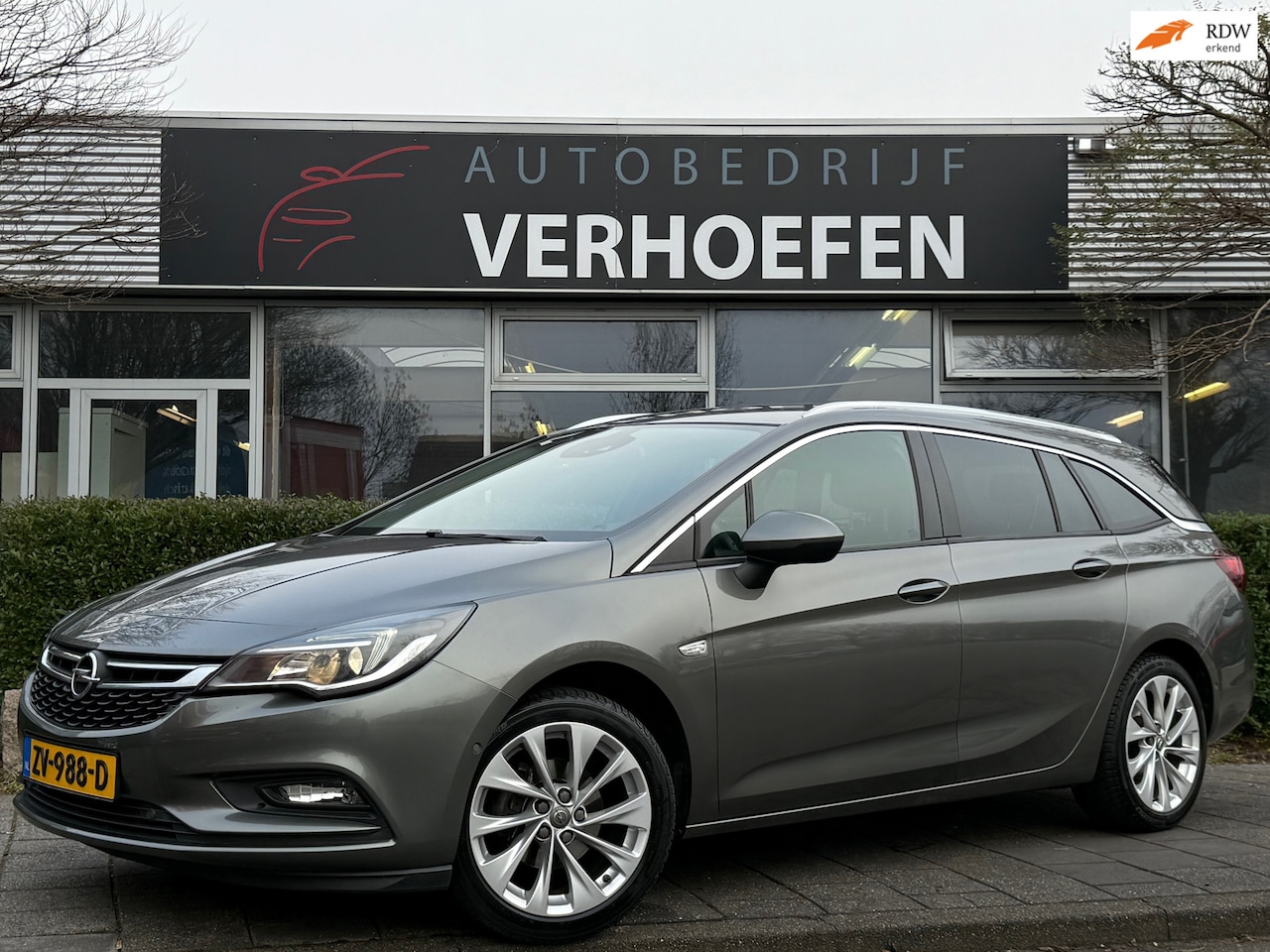 Opel Astra Sports Tourer - 1.4 Turbo Innovation - AUTOMAAT - PARK CAMERA - LANE ASSIST - XENON - BOTSALARM ! - AutoWereld.nl
