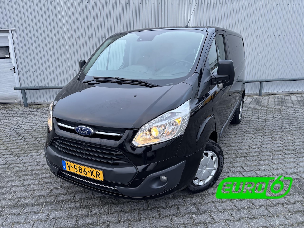 Ford Transit Custom - 270 2.0 TDCI L1H1*A/C*CRUISE*NAVI*HAAK*CAM*3PERS* - AutoWereld.nl