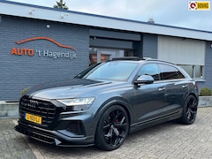 Audi Q8 - 55 TFSI e quattro S-line pano trekh 23" matrix