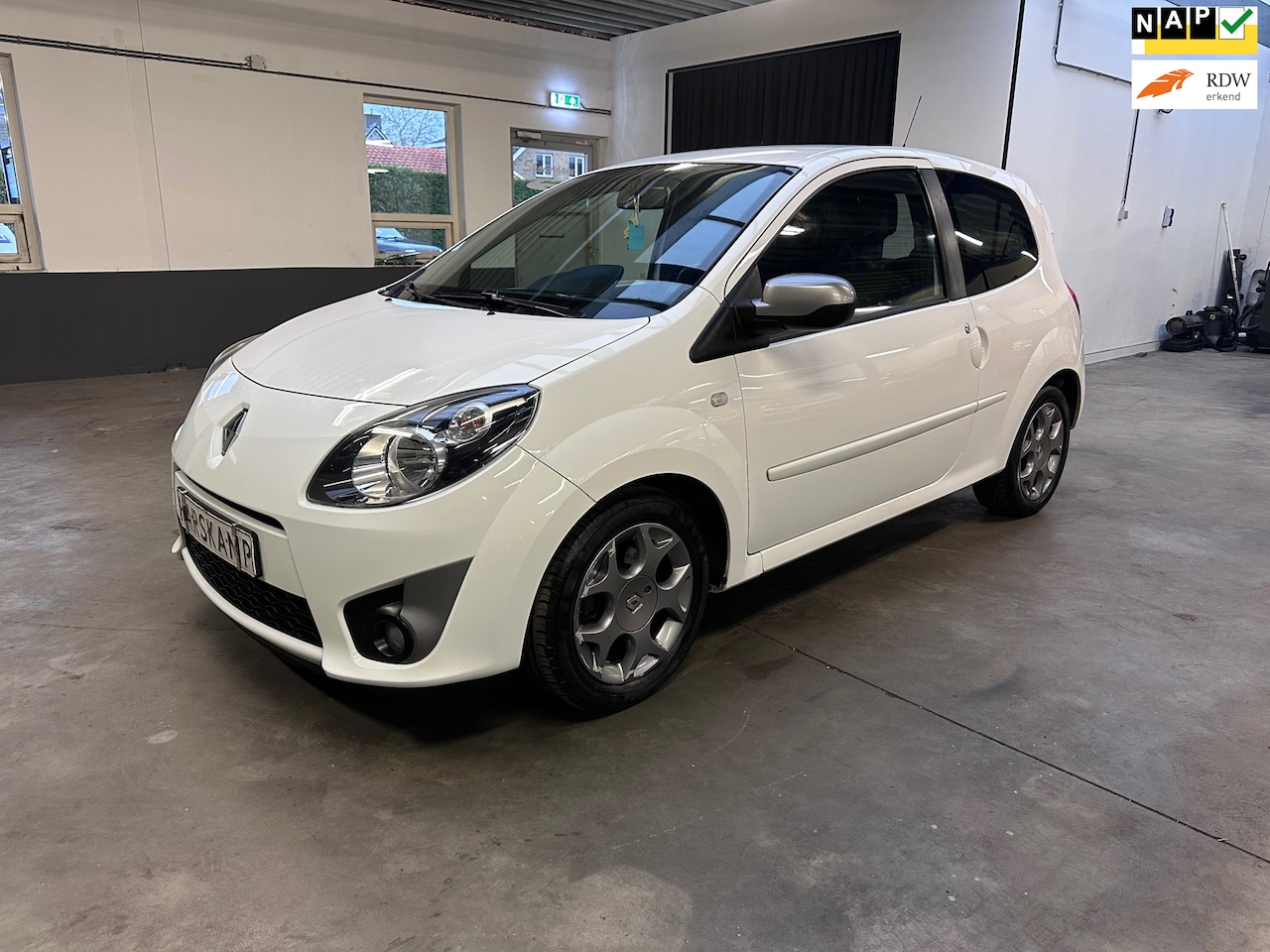 Renault Twingo - 1.2-16V Night & Day|Airco|Nieuwe APK - AutoWereld.nl