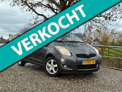 Toyota Yaris - 1.3 VVT-i Aspiration | Automaat + Airco Nu € 3.975,