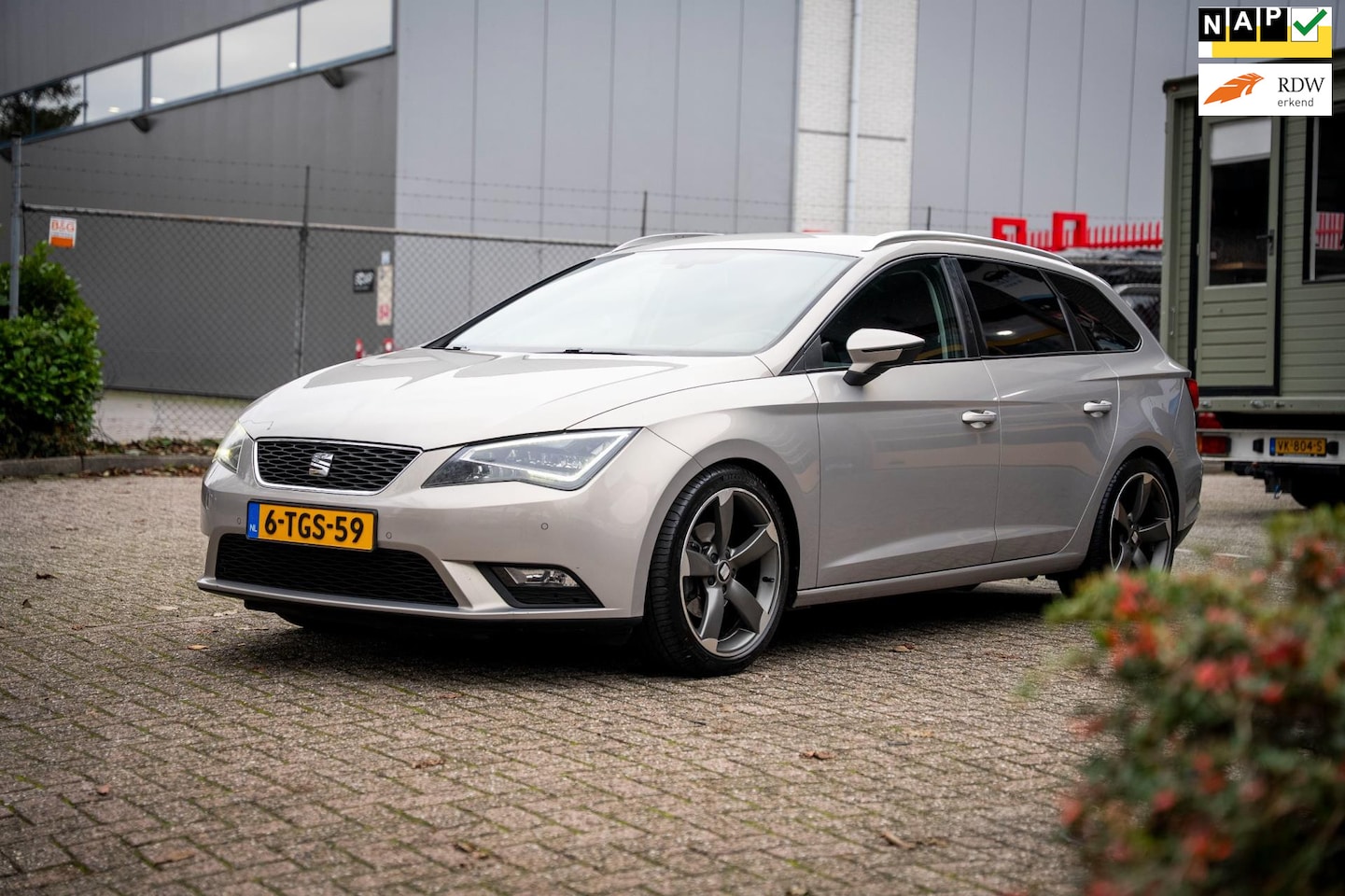 SEAT Leon ST - 1.2 TSI Style First Edition automaat trekhaak - AutoWereld.nl