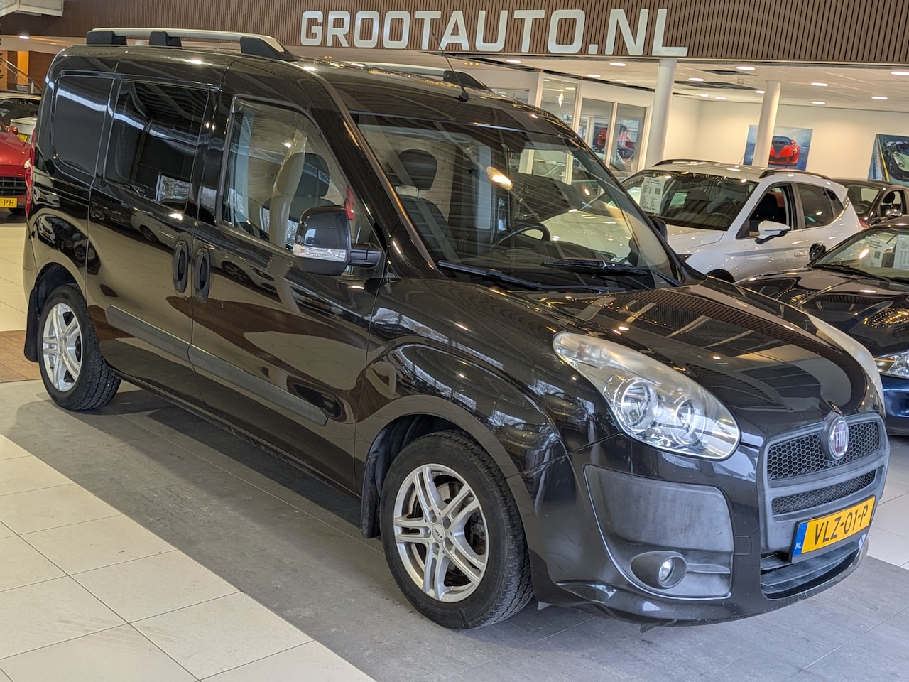 Fiat Doblò Cargo - 1.4 Actual Stuurbekrachtiging, Trekhaak - AutoWereld.nl