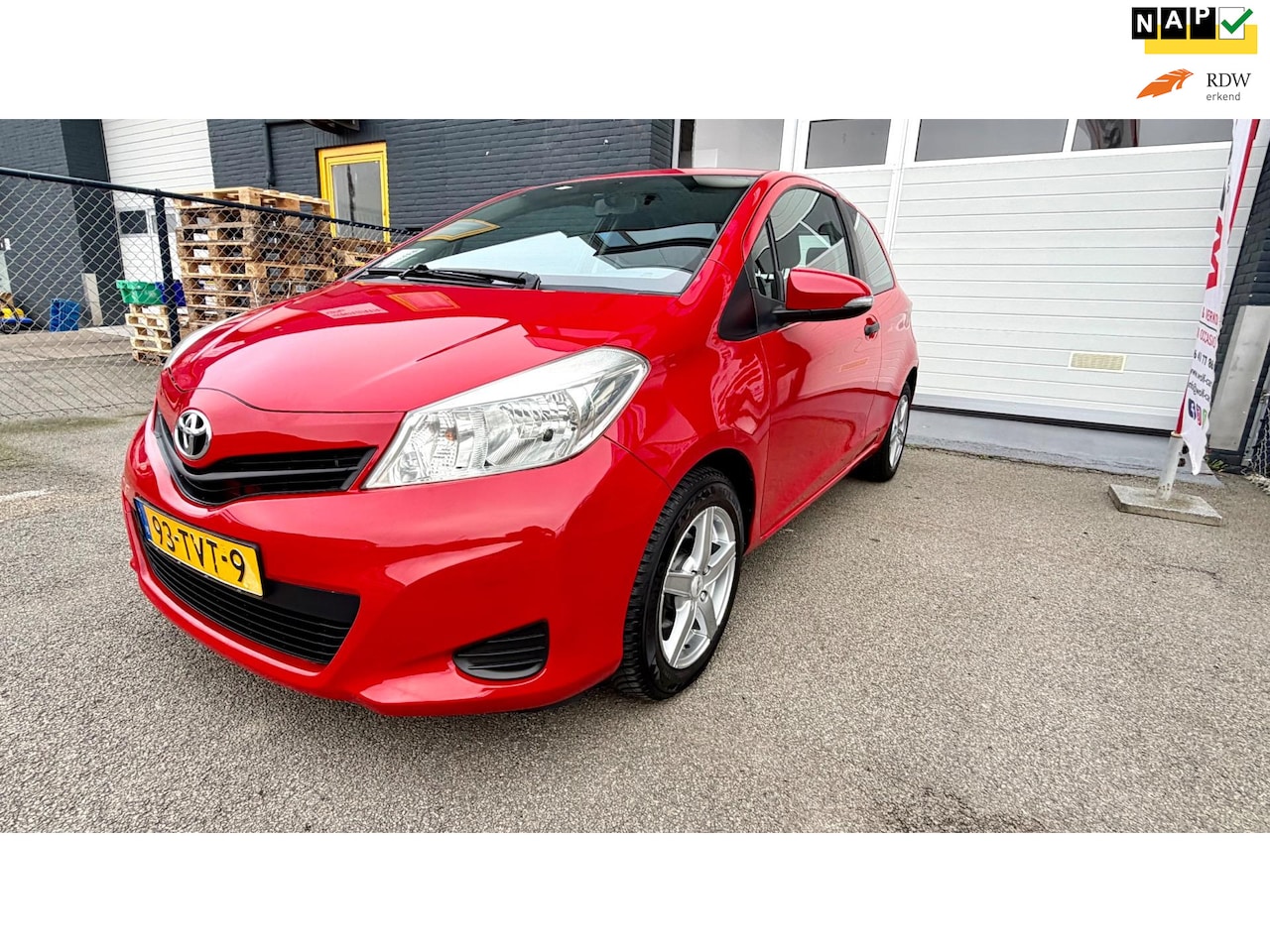 Toyota Yaris - 1.0 VVT-i Comfort | Airco | APK | LM Velgen - AutoWereld.nl