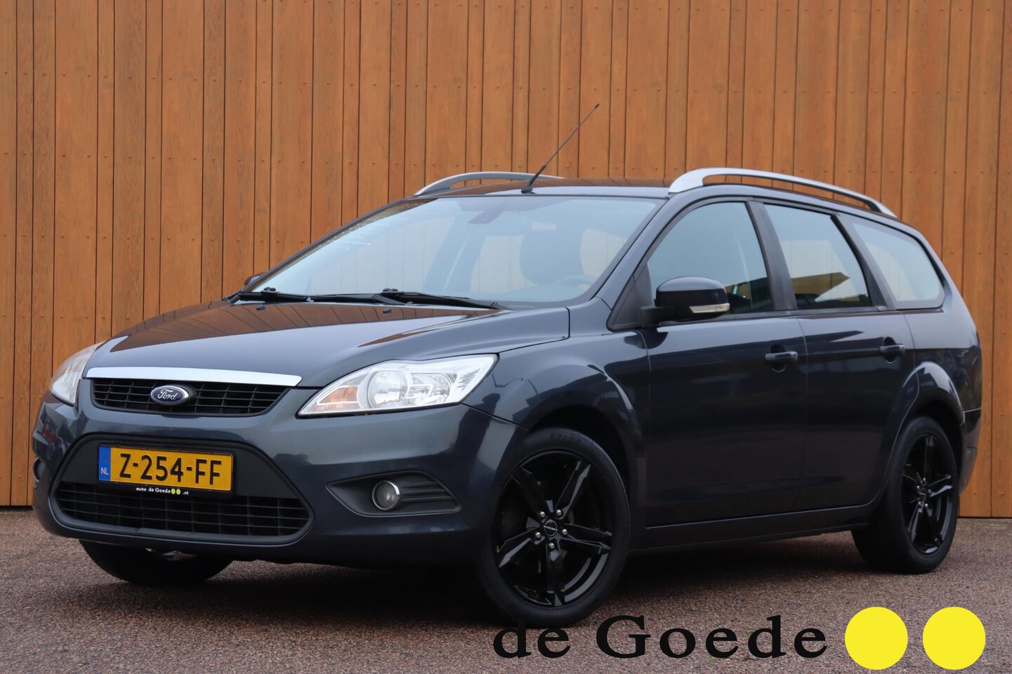 Ford Focus Wagon - 1.6 Ghia 1.6 Ghia - AutoWereld.nl