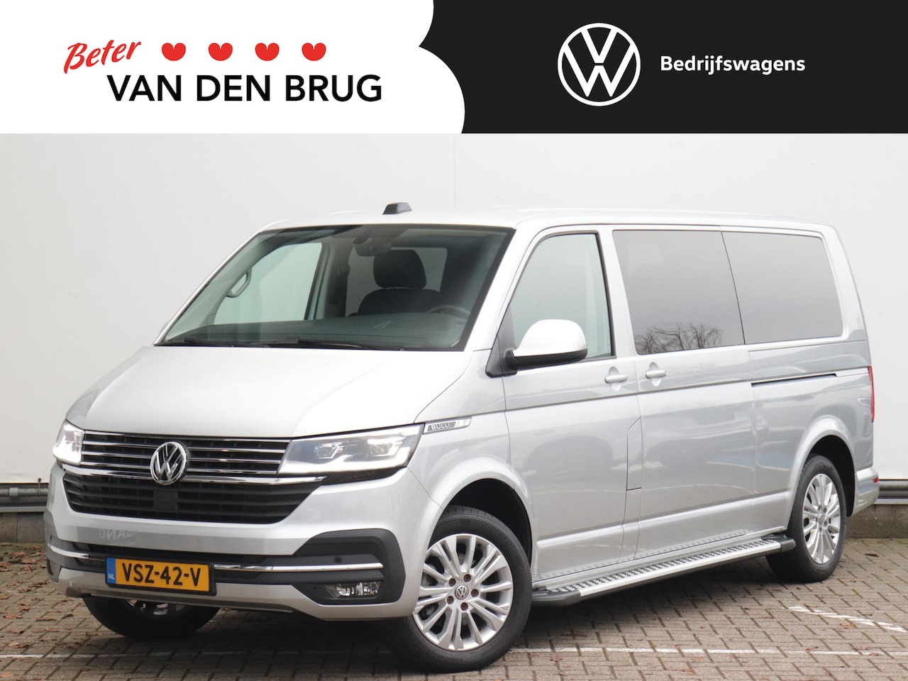 Volkswagen Transporter - 2.0 TDI L2H1 150pk DSG 28 Bulli | 2x schuifdeur | Leder | Stoelverwarming | Virtual cockpi - AutoWereld.nl