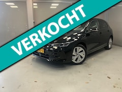 Volkswagen Golf - 1.5 eHybrid 204 PK | Life Edition | CAMERA | CAR PLAY | LED | NAP |