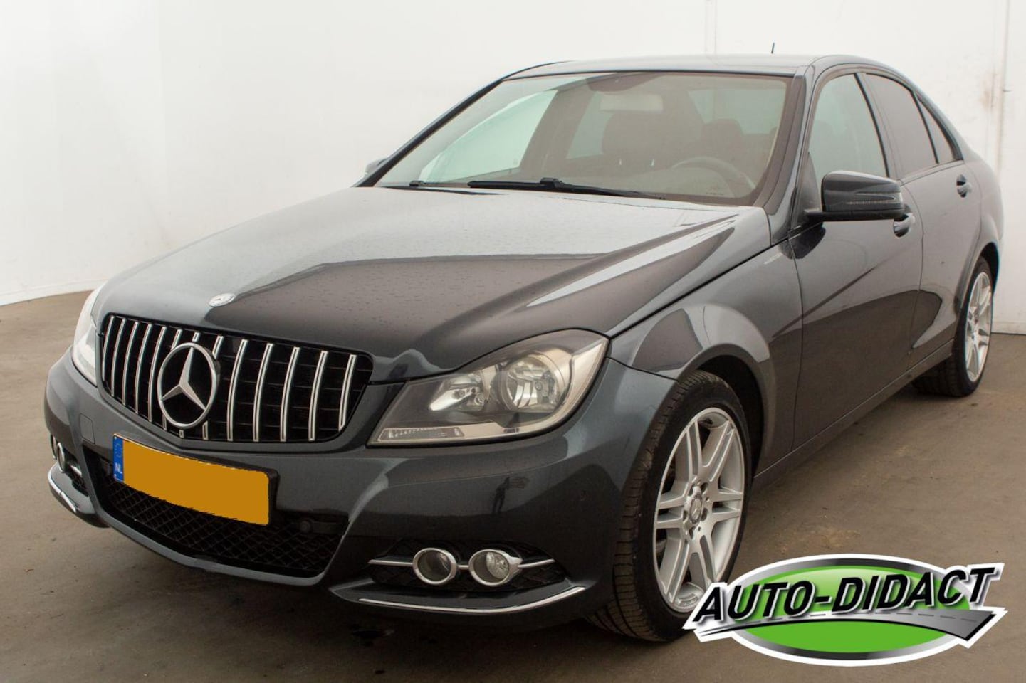 Mercedes-Benz C-klasse - 180 CDI Airco Navi - AutoWereld.nl