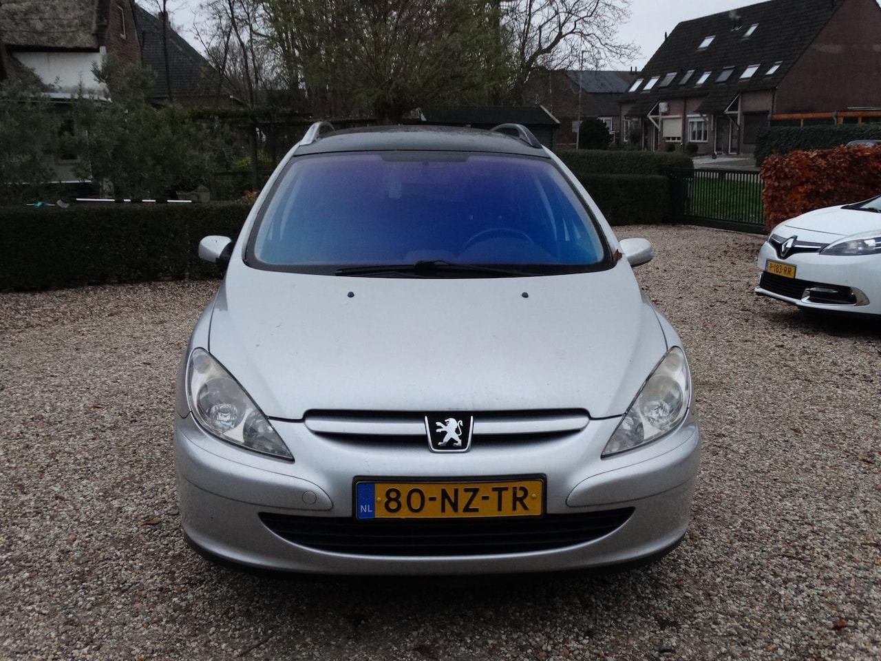 Peugeot 307 SW - 1.6 16V Airco koud apk 06/2026 houd in - AutoWereld.nl