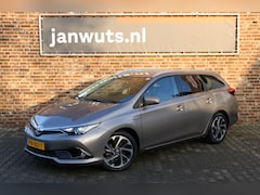 Toyota Auris Touring Sports - 1.8 Hybrid Dynamic