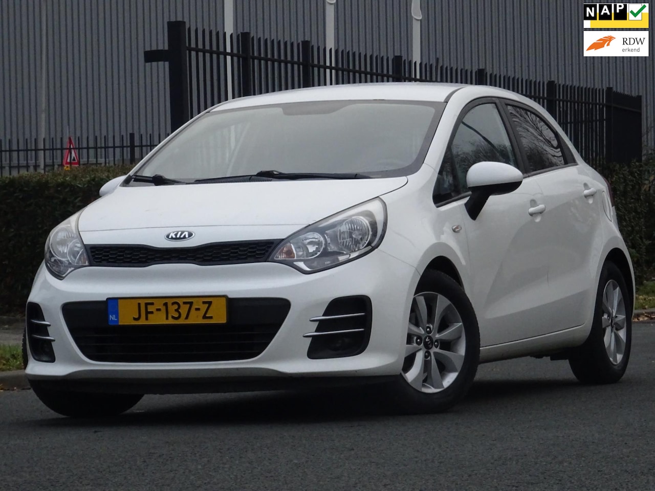 Kia Rio - 1.2 CVVT ComfortPlusLine Navigator NAP/NAVI/CAMERA - AutoWereld.nl