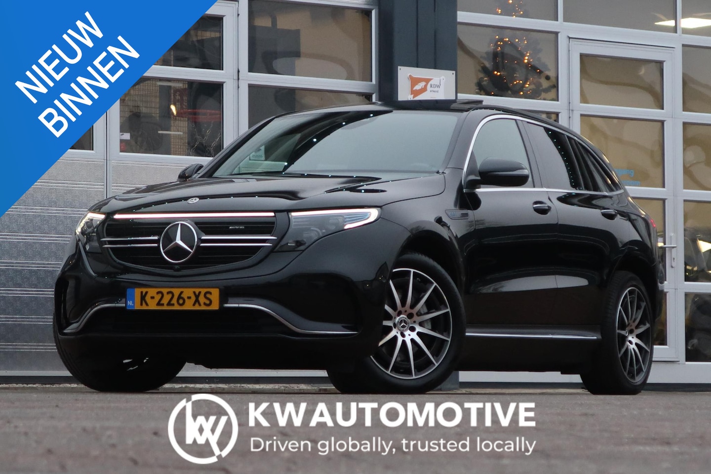 Mercedes-Benz EQC - 400 4MATIC Business AMG 80 kWh PANO/ CAMERA/ LEDER/ TREKHAAK/ ETC. - AutoWereld.nl