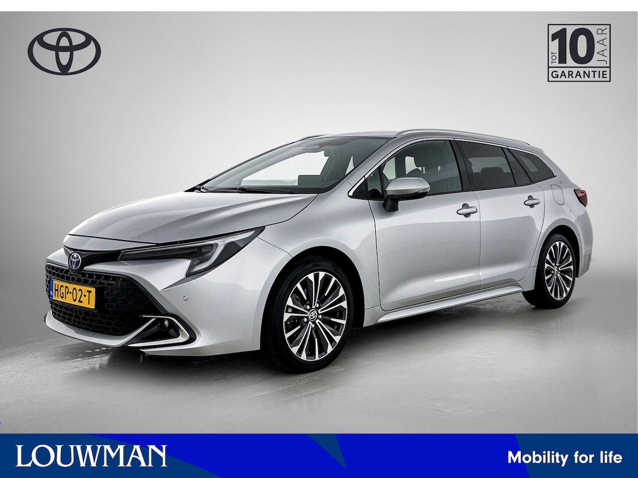 Toyota Corolla Touring Sports - Hybrid 140 Dynamic | Navigatie | PDC | Halfleder | Stoelverwarming | - AutoWereld.nl
