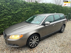 Volvo V70 - 2.5T FACELIFT AIRCO 5 CILINDER TREKHAAK