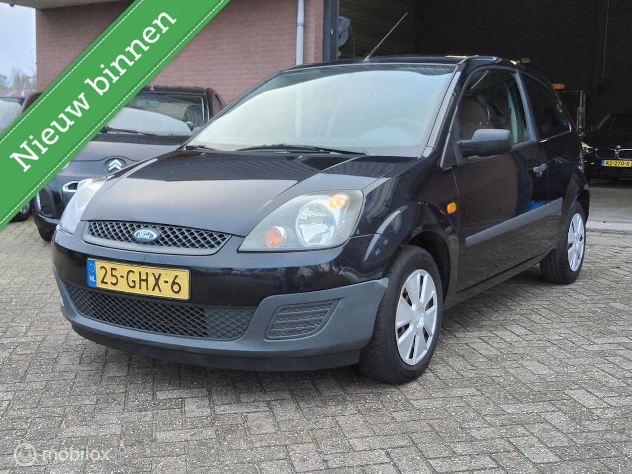 Ford Fiesta - 1.3-8V Cool & Sound AIRCO|NAP|APK|LAGE KM!! - AutoWereld.nl