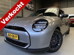 MINI Cooper - E Essential 40.7 kWh Nieuw, 17INCH