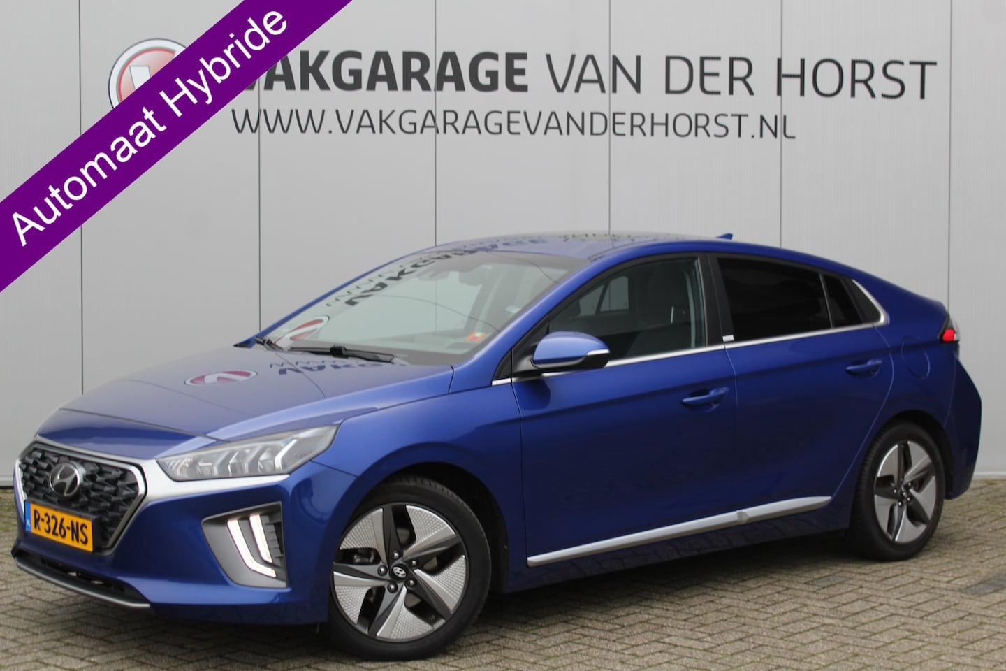 Hyundai IONIQ - 1.6 GDi Hybrid Premium - Plus Uiterst nette auto Navigatie, Cruise Control, Climate Contro - AutoWereld.nl