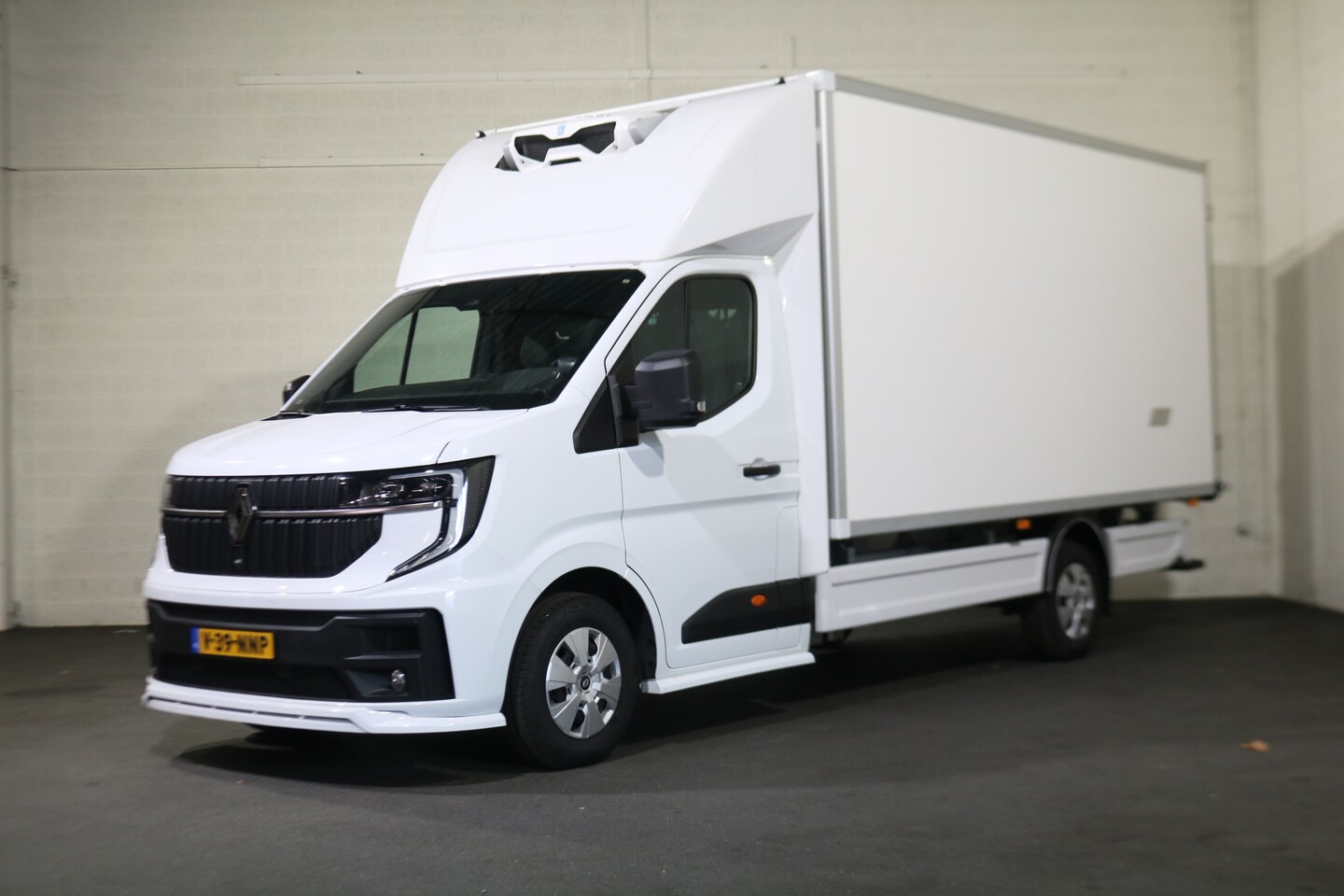Renault Master - 2.0 dCi 170pk Bakwagen Koelwagen Luchtvering - AutoWereld.nl