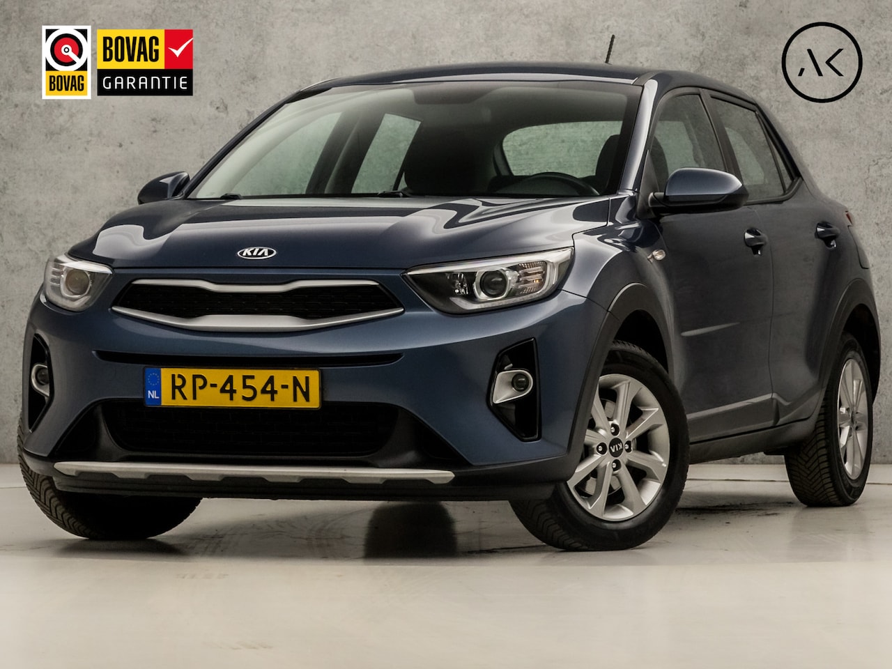 Kia Stonic - 1.2 Sport (APPLE CARPLAY, NAVIGATIE, CAMERA, PARKEERSENSOREN, SPORTSTOELEN, CRUISE, LM VEL - AutoWereld.nl