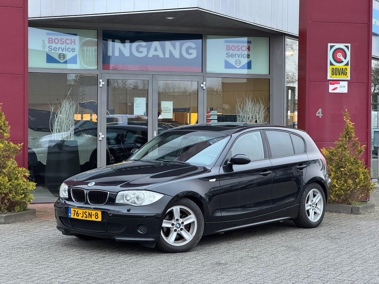 BMW 1-serie - 118i High Executive 118i High Executive - AutoWereld.nl
