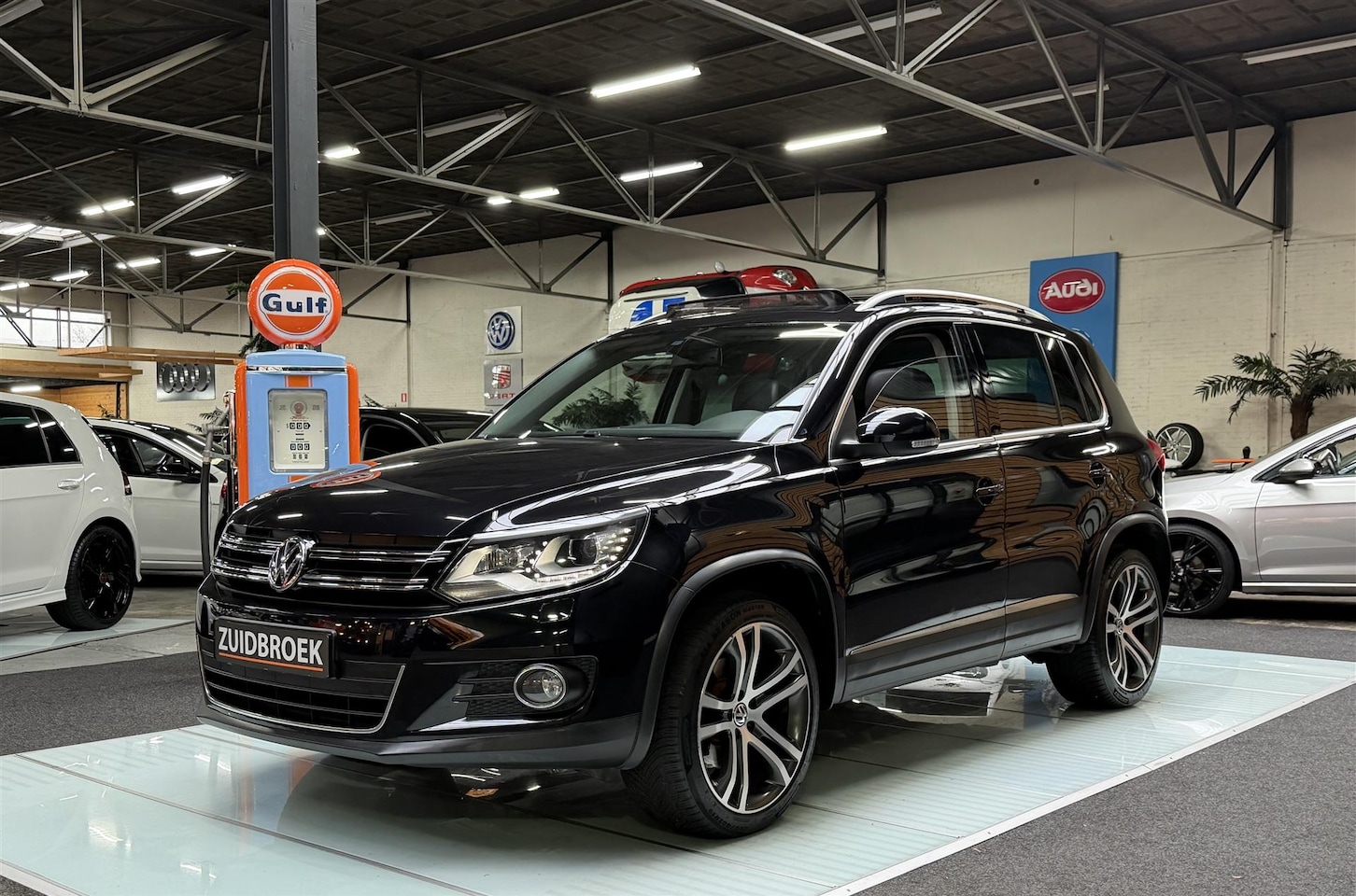 Volkswagen Tiguan - 2.0 TSI 4Motion DSG PANO!! LEER! Vol opties!! Cruiuse!! CLIMA!! - AutoWereld.nl
