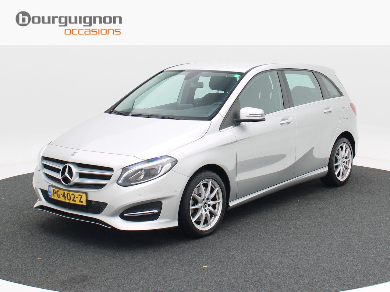 Mercedes-Benz B-klasse - 250 Ambition Automaat 211 Pk | Camera | Keyless | LED | Navigatiesysteem | Parkeersensoren - AutoWereld.nl