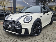 MINI John Cooper Works - 1.5 Cooper Trim + BLACK OPTIC + PANO DAK + LED + VOLLEER