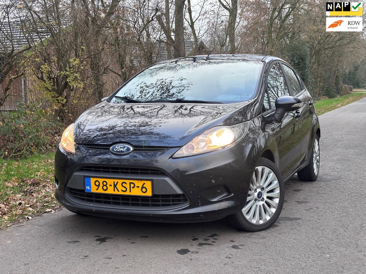 Ford Fiesta - 1.25 Limited | Airco Nu € 1.750,-!!! - AutoWereld.nl